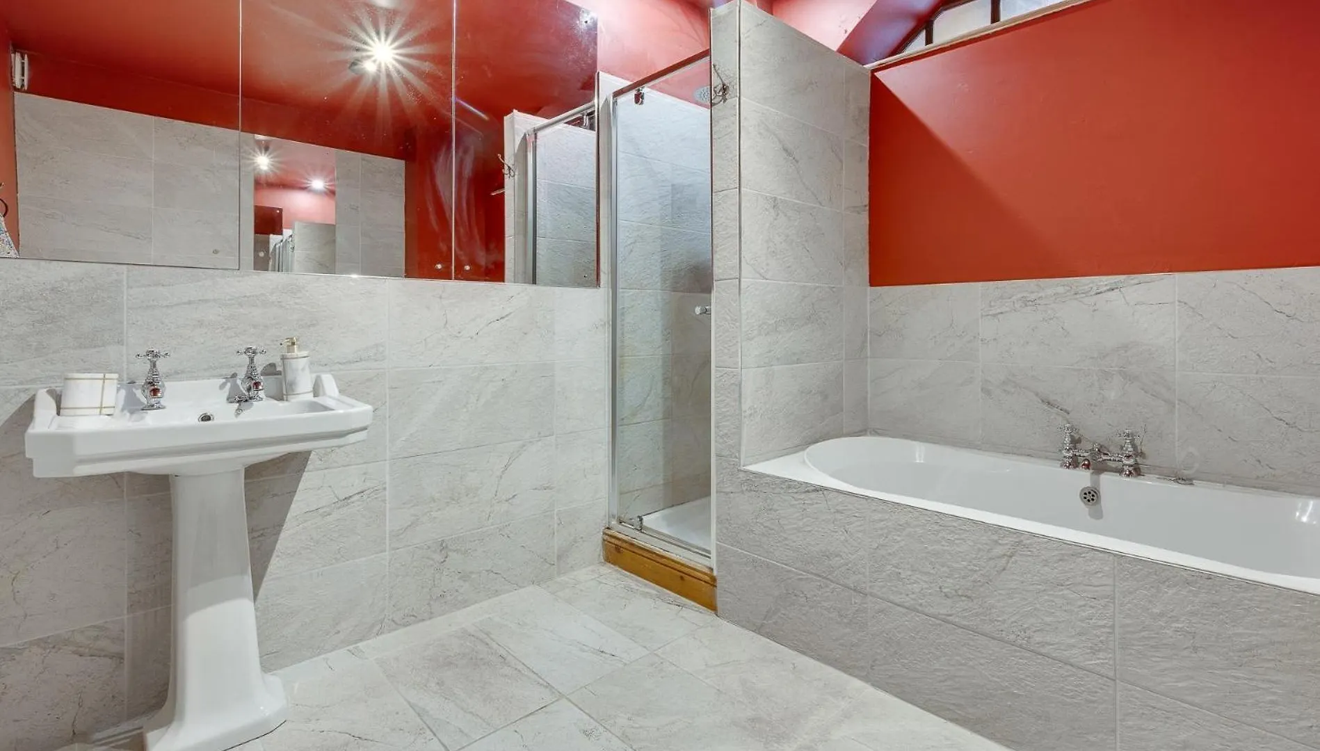 5 Bed In Haworth 88390 Villa Oxenhope 0*,