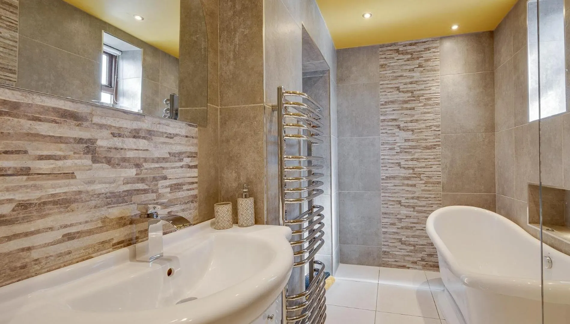 5 Bed In Haworth 88390 Villa Oxenhope